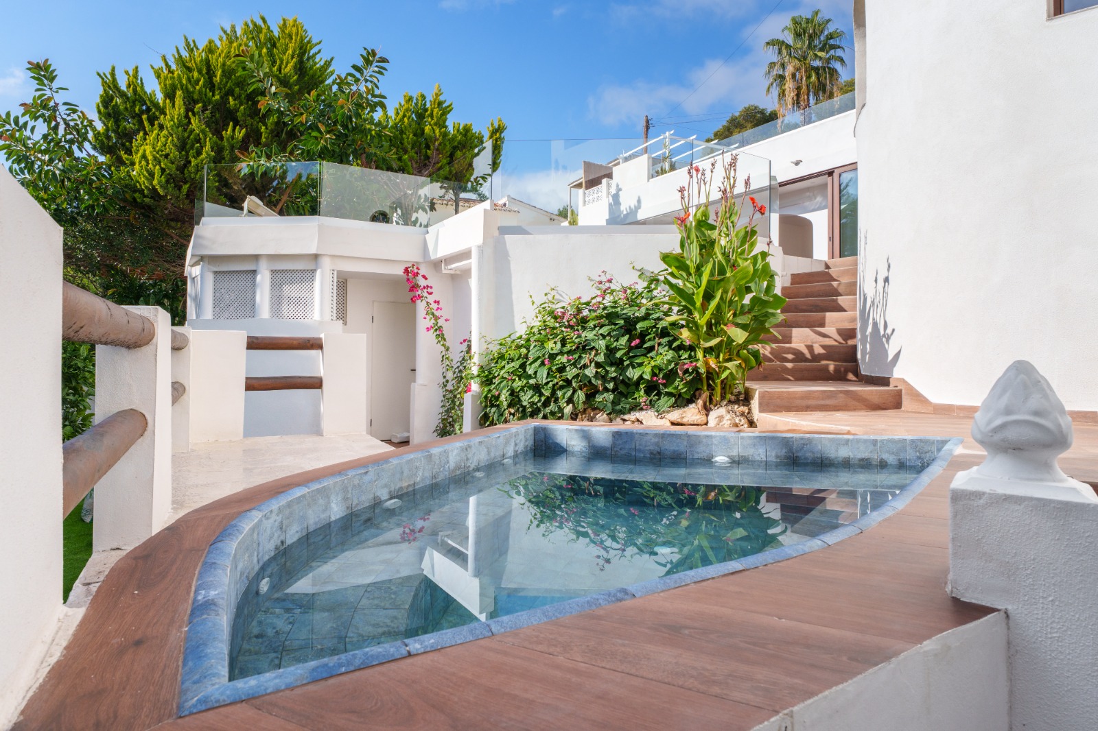 jacuzzi